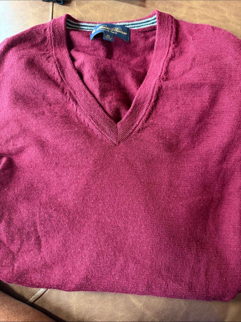 Brooks Brothers Italian‎ yarn v neck long sleeve sweater, size XL